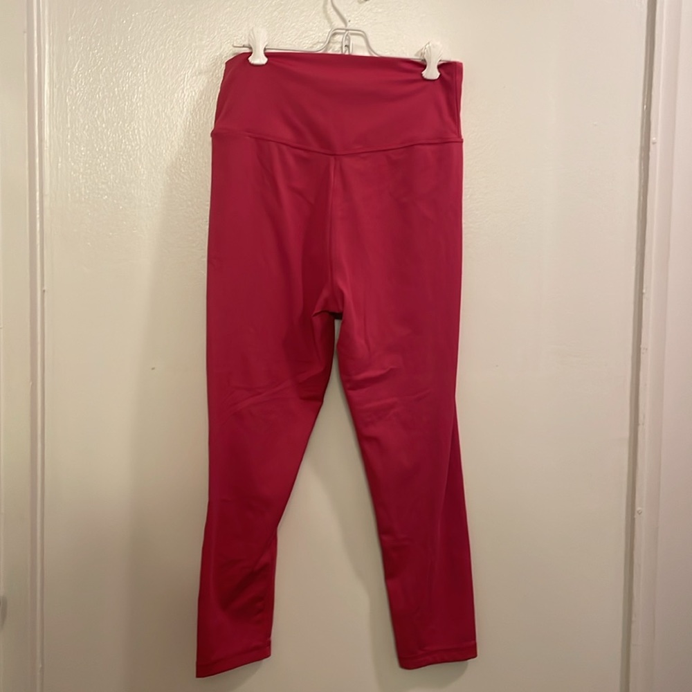Pink leggings - Picture 2 of 2